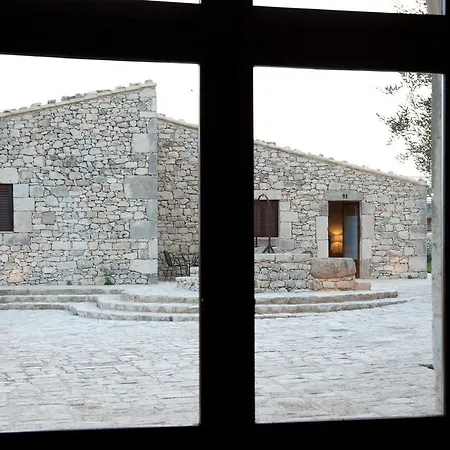 La Dimora Di Spartivento; Bw Signature Collection 3*